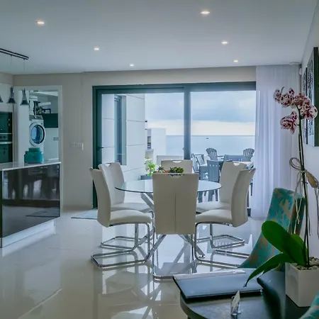 Rr House Holiday home Ribeira Quente